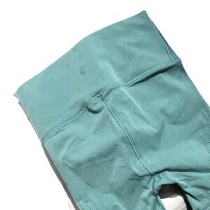 Lululemon Reveal High-Rise Digi Rain Yoga Biker Shorts - Size S/M